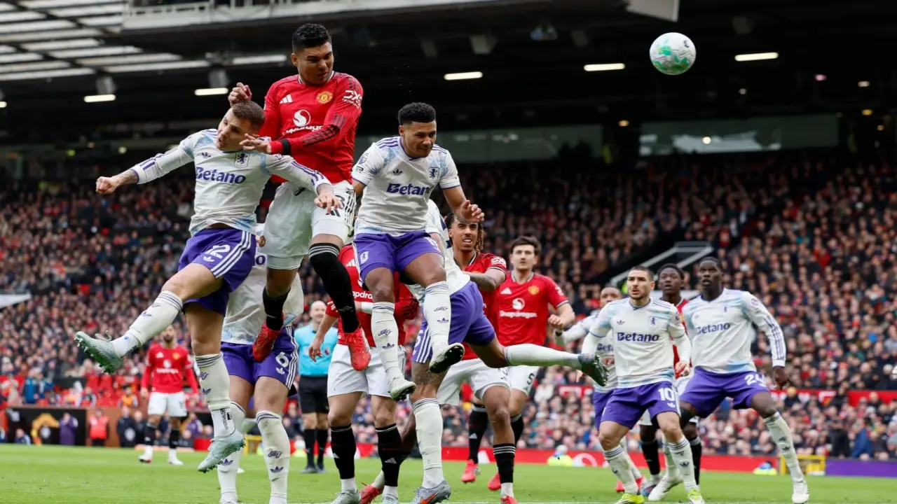 Man Utd thắng Aston Villa, vững vàng trong Top 3