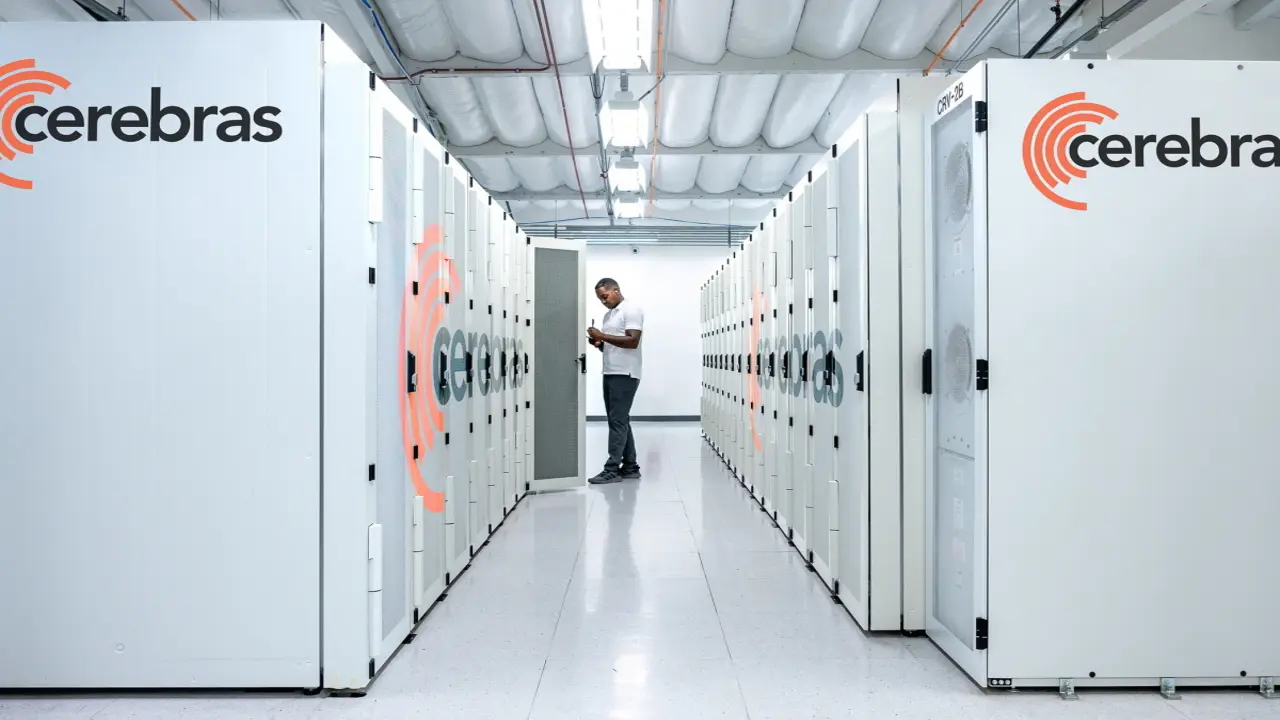 Oracle bắt tay công ty chip AI đối thủ của Nvidia, AMD