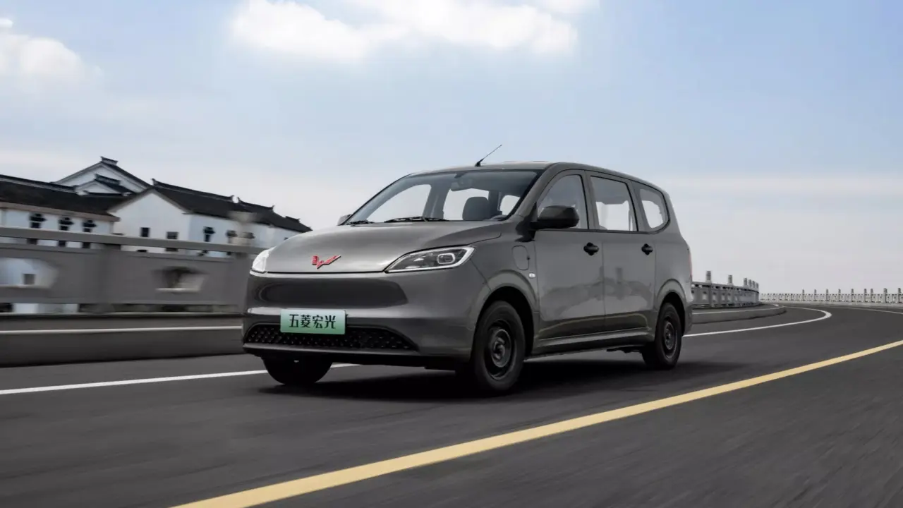 Wuling sắp bán MPV thuần điện tại Việt Nam